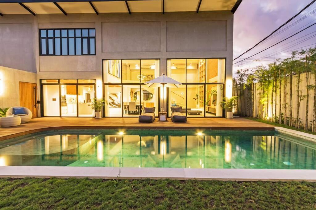 Manresa Villa Bali 4 Canggu Esterno foto