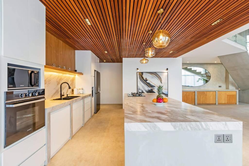 Manresa Villa Bali 4 Canggu Esterno foto